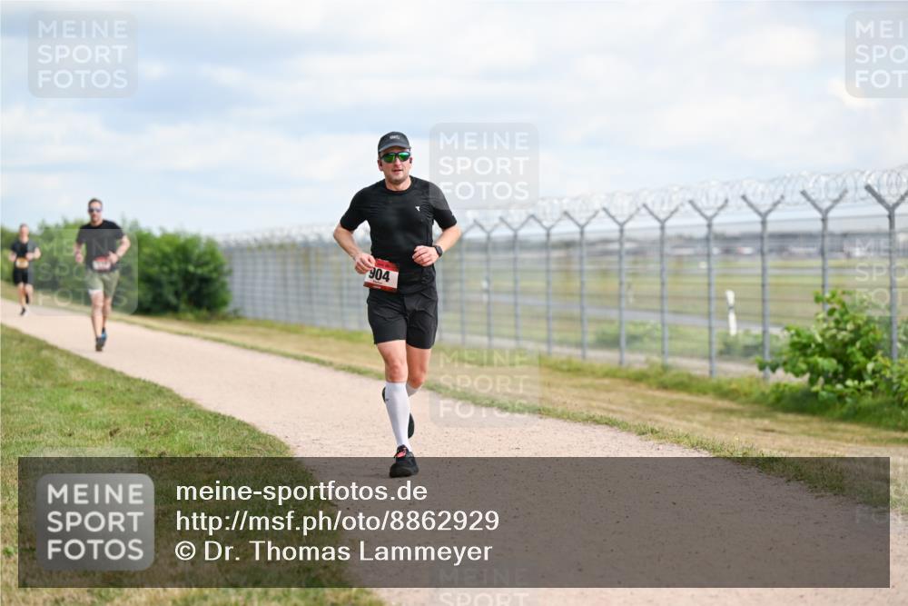 14.09.2025 - Airport Race Dr. Thomas Lammeyer http://msf.ph/oto/8862929 14.09.2025 12:02:23 Laufen 904 meine-sportfotos.de