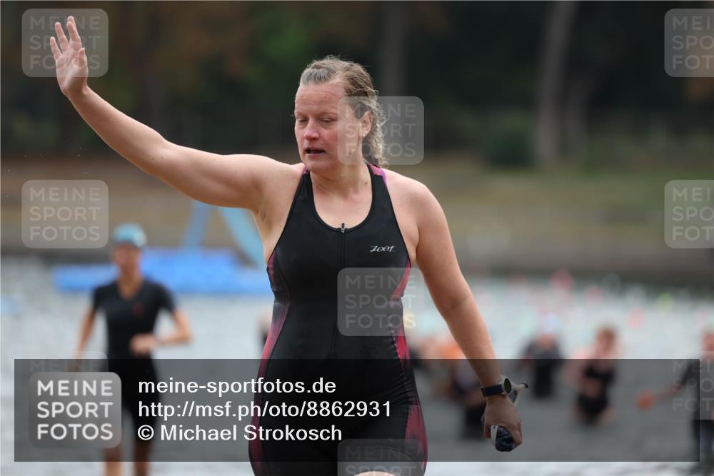 14.09.2025 - Stadtparktriathlon Michael Strokosch http://msf.ph/oto/8862931 14.09.2025 10:13:16 Schwimmen 632, 659, 661, 688, 702, 716 meine-sportfotos.de