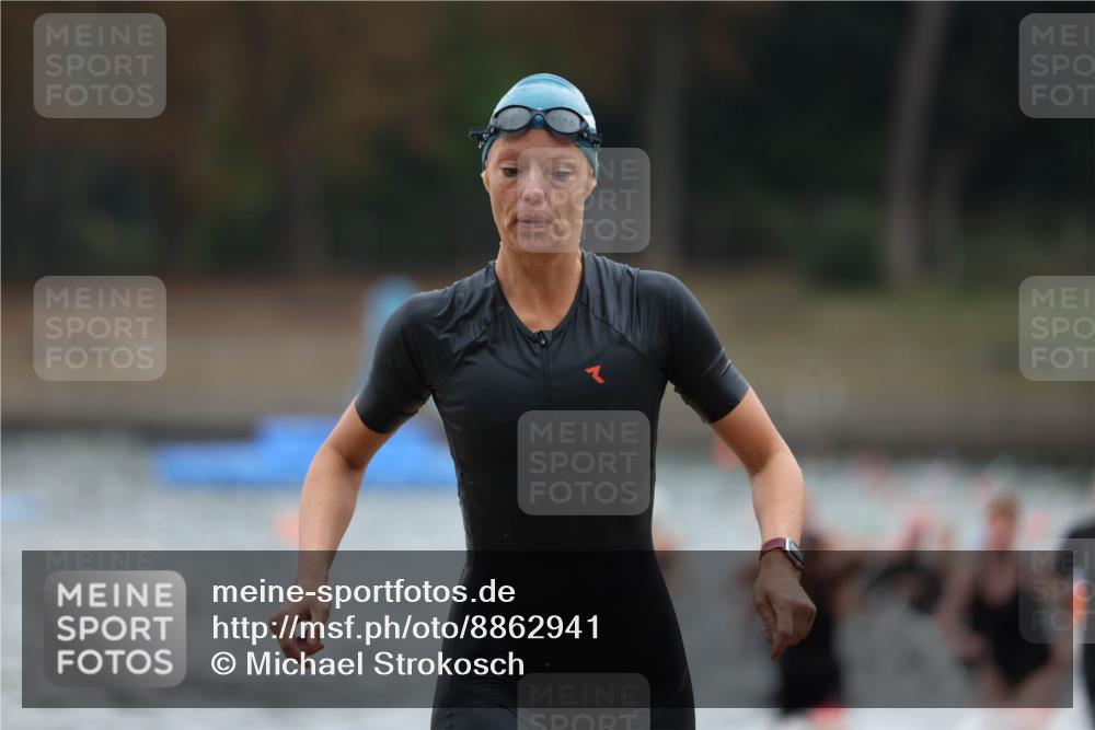 14.09.2025 - Stadtparktriathlon Michael Strokosch http://msf.ph/oto/8862941 14.09.2025 10:13:21 Schwimmen 632, 641, 659, 661, 688, 702, 716 meine-sportfotos.de