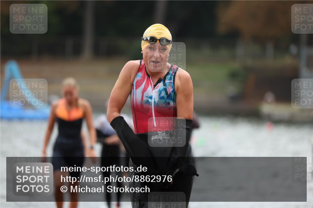 14.09.2025 - Stadtparktriathlon Michael Strokosch http://msf.ph/oto/8862976 14.09.2025 10:13:31 Schwimmen 637, 639, 641, 661, 677, 679, 685, 695, 702 meine-sportfotos.de