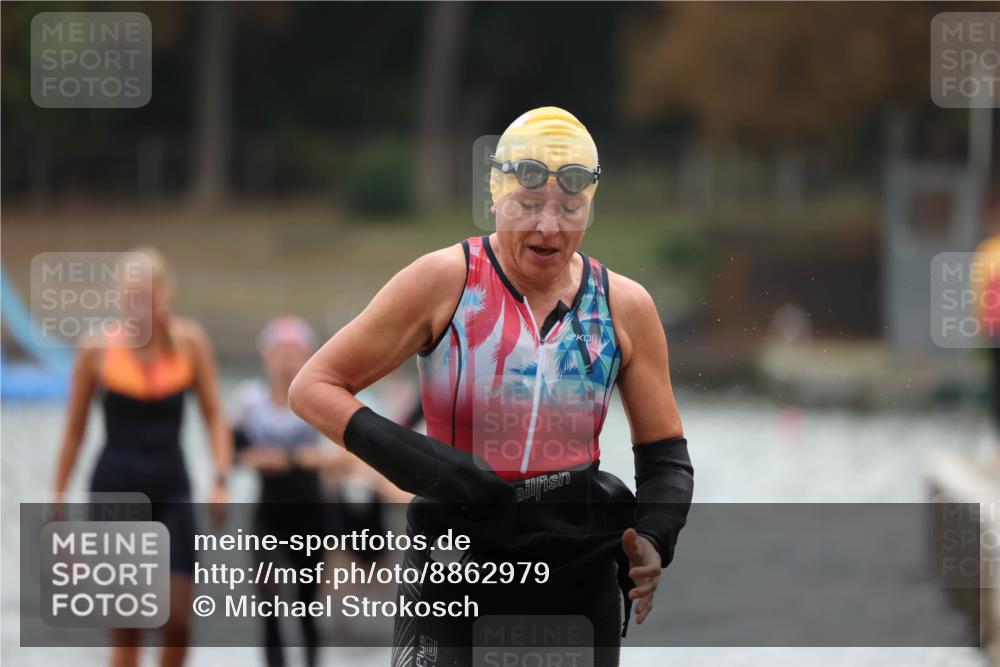 14.09.2025 - Stadtparktriathlon Michael Strokosch http://msf.ph/oto/8862979 14.09.2025 10:13:31 Schwimmen 637, 639, 641, 661, 677, 679, 685, 695, 702 meine-sportfotos.de