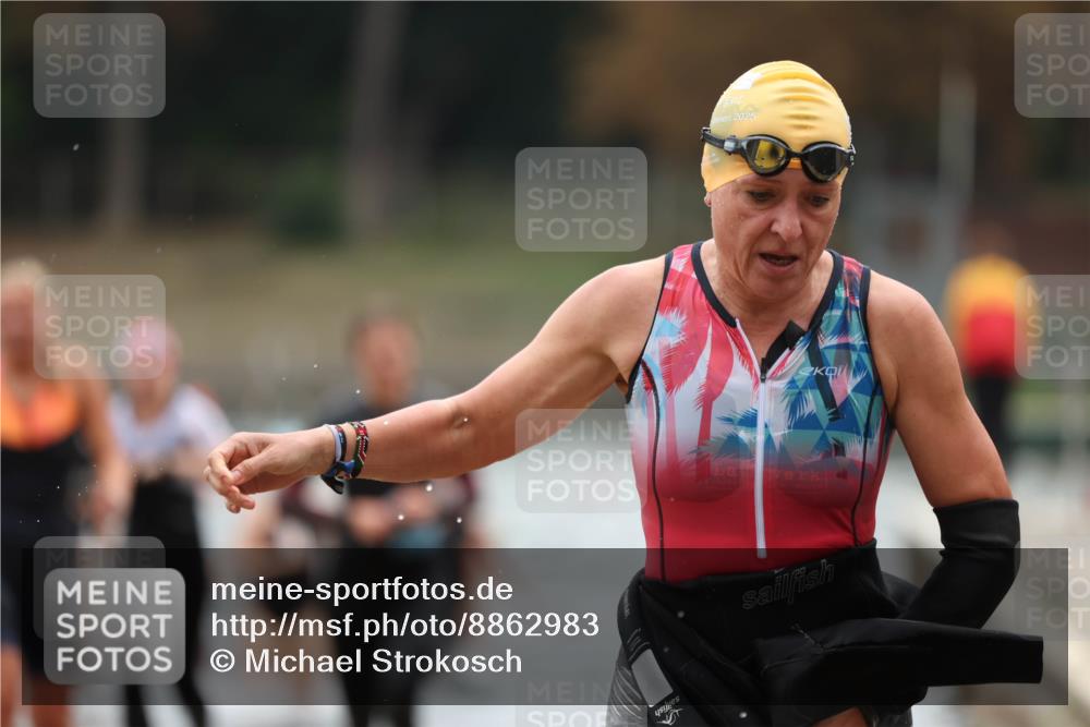 14.09.2025 - Stadtparktriathlon Michael Strokosch http://msf.ph/oto/8862983 14.09.2025 10:13:32 Schwimmen 637, 639, 641, 661, 677, 679, 685, 694, 695 meine-sportfotos.de