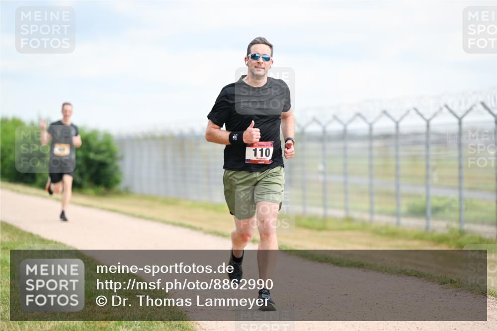 14.09.2025 - Airport Race Dr. Thomas Lammeyer http://msf.ph/oto/8862990 14.09.2025 12:02:29 Laufen 110 meine-sportfotos.de