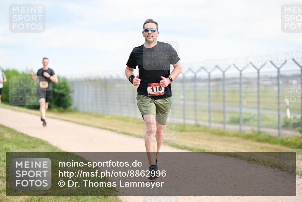 14.09.2025 - Airport Race Dr. Thomas Lammeyer http://msf.ph/oto/8862996 14.09.2025 12:02:29 Laufen 110 meine-sportfotos.de