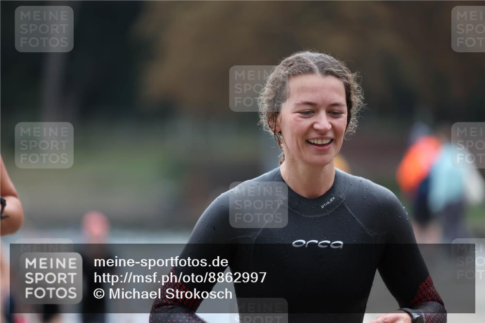 14.09.2025 - Stadtparktriathlon Michael Strokosch http://msf.ph/oto/8862997 14.09.2025 10:13:36 Schwimmen 637, 639, 641, 648, 677, 679, 685, 694, 695 meine-sportfotos.de