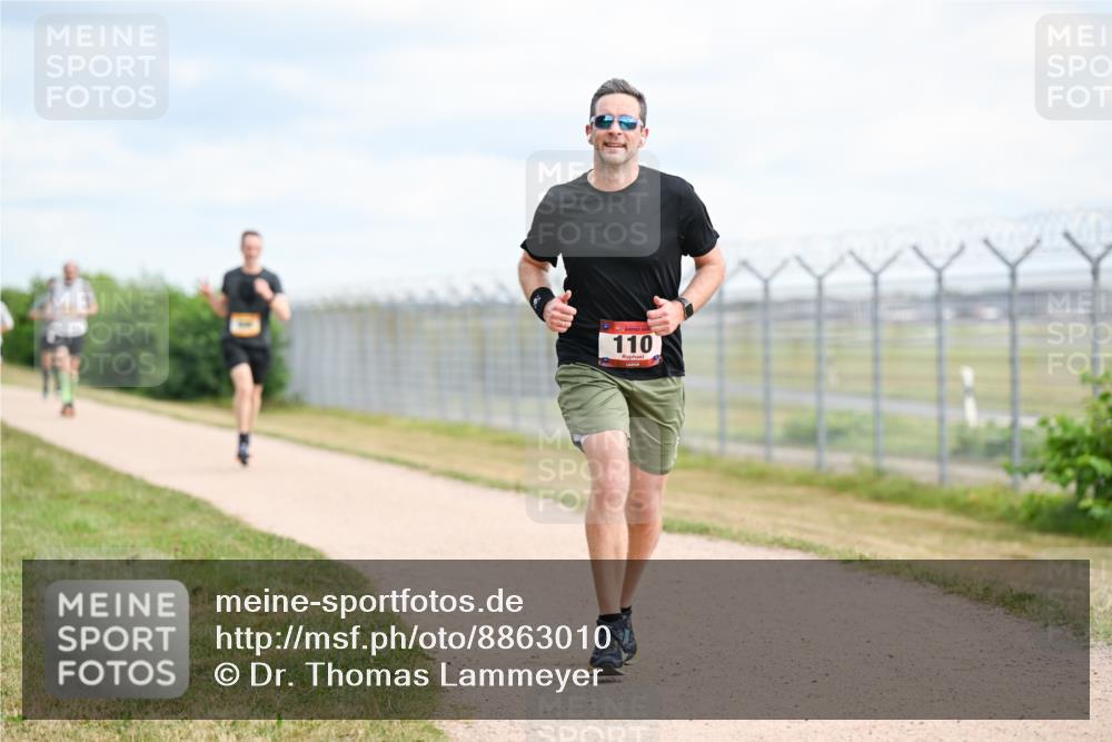 14.09.2025 - Airport Race Dr. Thomas Lammeyer http://msf.ph/oto/8863010 14.09.2025 12:02:30 Laufen 110 meine-sportfotos.de