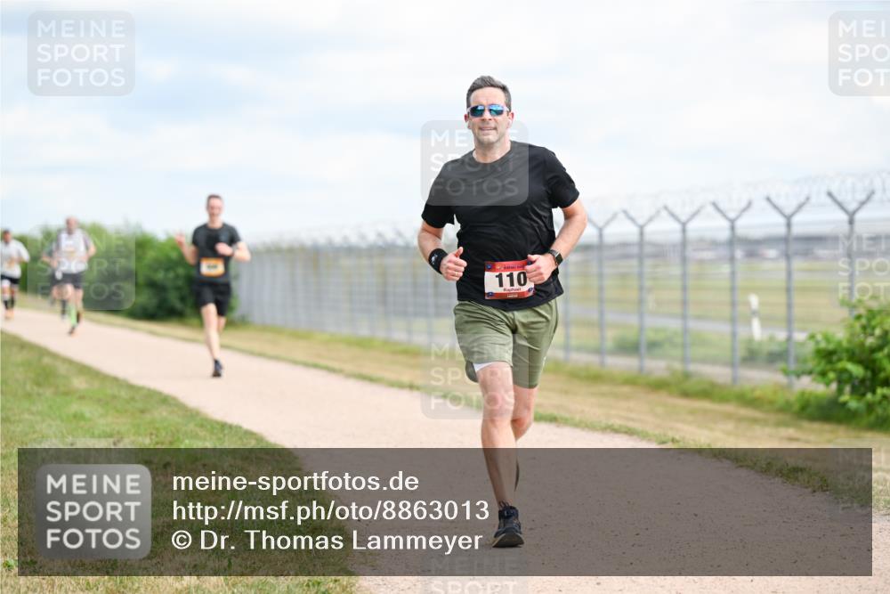 14.09.2025 - Airport Race Dr. Thomas Lammeyer http://msf.ph/oto/8863013 14.09.2025 12:02:30 Laufen 110 meine-sportfotos.de