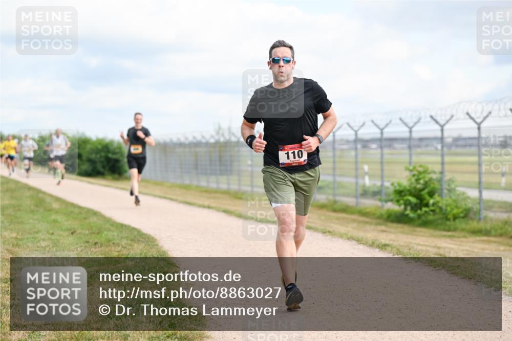 14.09.2025 - Airport Race Dr. Thomas Lammeyer http://msf.ph/oto/8863027 14.09.2025 12:02:30 Laufen 110 meine-sportfotos.de