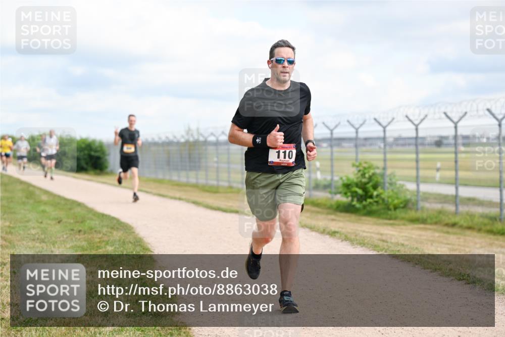 14.09.2025 - Airport Race Dr. Thomas Lammeyer http://msf.ph/oto/8863038 14.09.2025 12:02:31 Laufen 110 meine-sportfotos.de