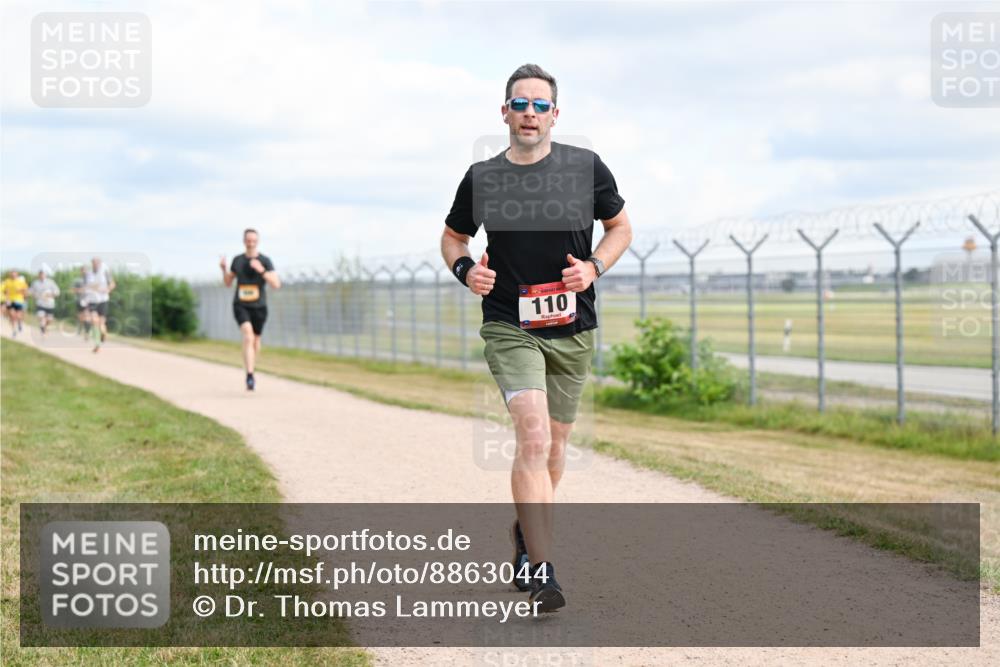 14.09.2025 - Airport Race Dr. Thomas Lammeyer http://msf.ph/oto/8863044 14.09.2025 12:02:31 Laufen 110 meine-sportfotos.de