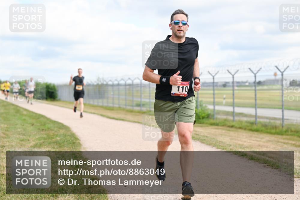 14.09.2025 - Airport Race Dr. Thomas Lammeyer http://msf.ph/oto/8863049 14.09.2025 12:02:31 Laufen 110 meine-sportfotos.de