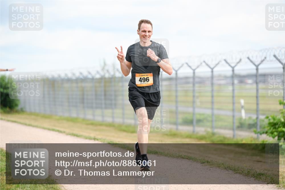 14.09.2025 - Airport Race Dr. Thomas Lammeyer http://msf.ph/oto/8863061 14.09.2025 12:02:33 Laufen 496 meine-sportfotos.de