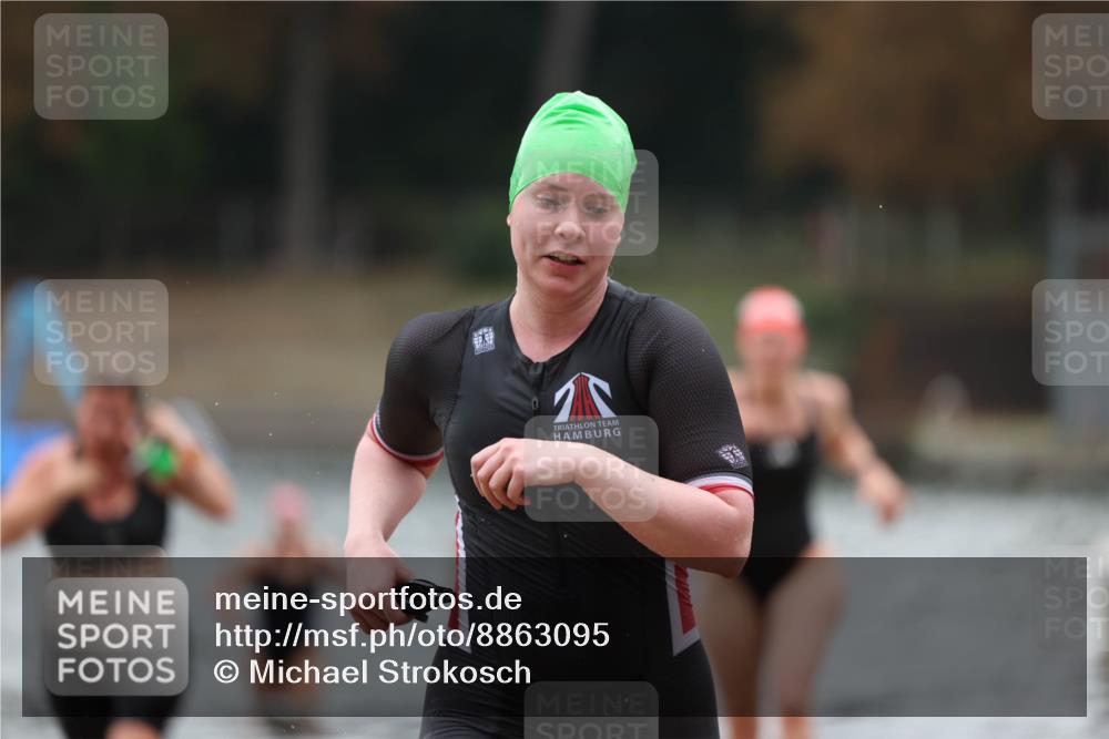 14.09.2025 - Stadtparktriathlon Michael Strokosch http://msf.ph/oto/8863095 14.09.2025 10:14:09 Schwimmen 627, 647, 700, 714 meine-sportfotos.de