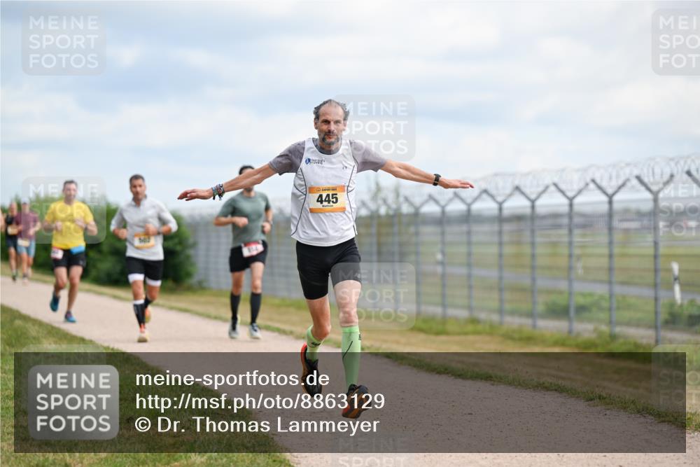 14.09.2025 - Airport Race Dr. Thomas Lammeyer http://msf.ph/oto/8863129 14.09.2025 12:02:38 Laufen 445 meine-sportfotos.de