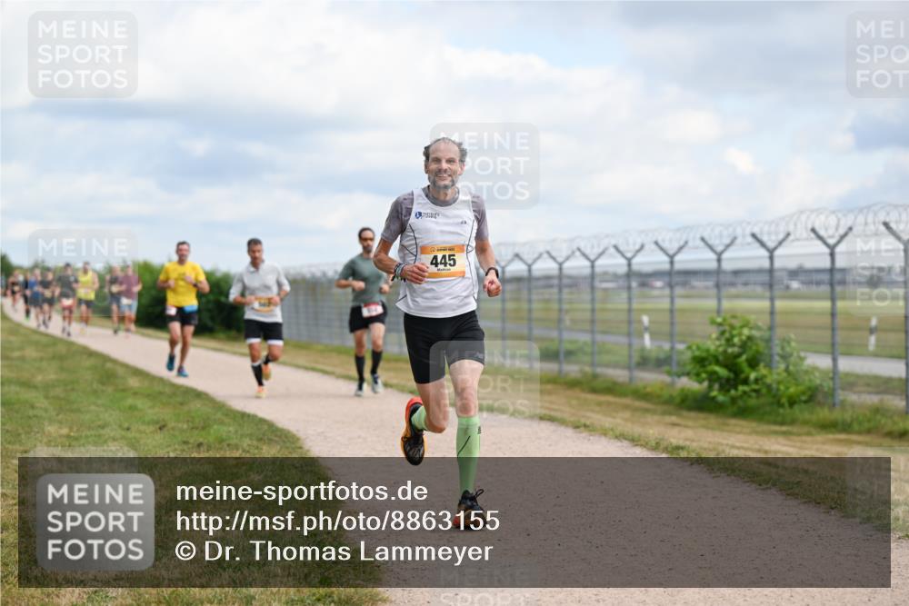14.09.2025 - Airport Race Dr. Thomas Lammeyer http://msf.ph/oto/8863155 14.09.2025 12:02:39 Laufen 445 meine-sportfotos.de