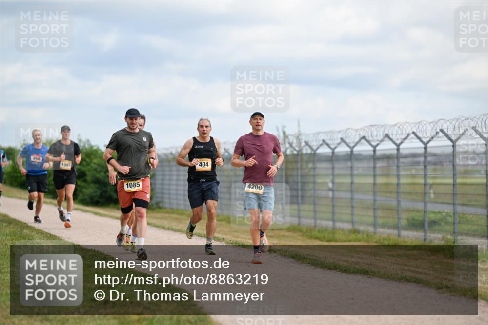 14.09.2025 - Airport Race Dr. Thomas Lammeyer http://msf.ph/oto/8863219 14.09.2025 12:02:48 Laufen 898, 1097, 1085, 404, 4200 meine-sportfotos.de