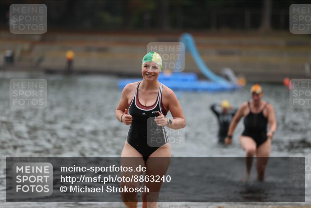 14.09.2025 - Stadtparktriathlon Michael Strokosch http://msf.ph/oto/8863240 14.09.2025 10:15:57 Schwimmen 631, 668 meine-sportfotos.de