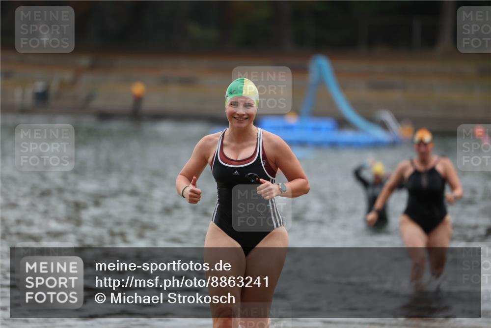 14.09.2025 - Stadtparktriathlon Michael Strokosch http://msf.ph/oto/8863241 14.09.2025 10:15:57 Schwimmen 631, 668 meine-sportfotos.de