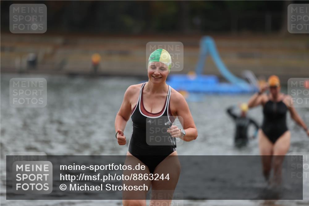 14.09.2025 - Stadtparktriathlon Michael Strokosch http://msf.ph/oto/8863244 14.09.2025 10:15:58 Schwimmen 631, 668 meine-sportfotos.de