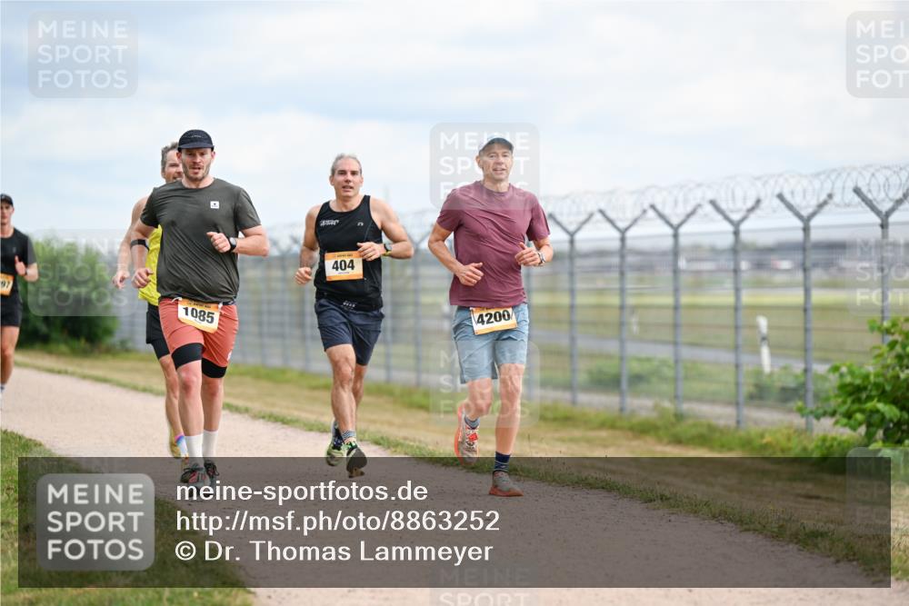 14.09.2025 - Airport Race Dr. Thomas Lammeyer http://msf.ph/oto/8863252 14.09.2025 12:02:50 Laufen 97, 1085, 404, 4200 meine-sportfotos.de