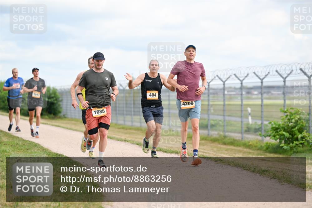 14.09.2025 - Airport Race Dr. Thomas Lammeyer http://msf.ph/oto/8863256 14.09.2025 12:02:51 Laufen 1097, 1085, 404, 4200 meine-sportfotos.de