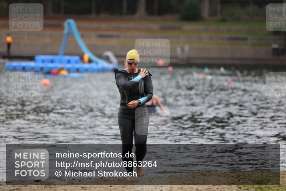 14.09.2025 - Stadtparktriathlon Michael Strokosch http://msf.ph/oto/8863264 14.09.2025 10:16:12 Schwimmen 671 meine-sportfotos.de