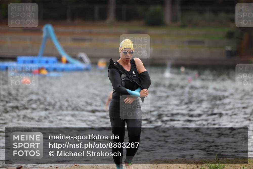 14.09.2025 - Stadtparktriathlon Michael Strokosch http://msf.ph/oto/8863267 14.09.2025 10:16:13 Schwimmen 671 meine-sportfotos.de
