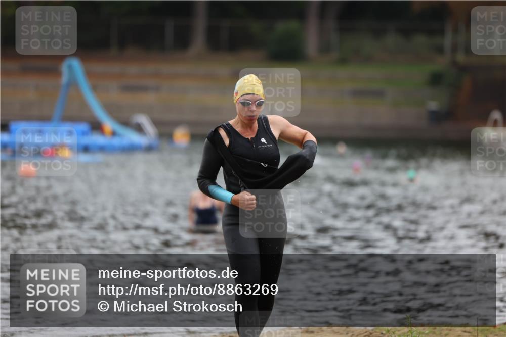 14.09.2025 - Stadtparktriathlon Michael Strokosch http://msf.ph/oto/8863269 14.09.2025 10:16:14 Schwimmen 671 meine-sportfotos.de