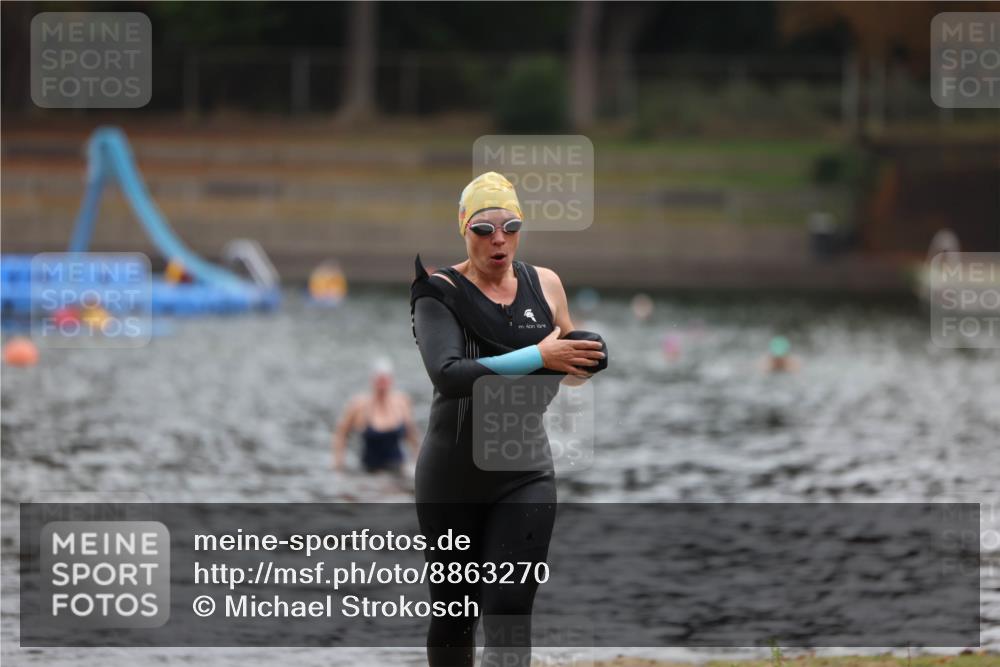 14.09.2025 - Stadtparktriathlon Michael Strokosch http://msf.ph/oto/8863270 14.09.2025 10:16:14 Schwimmen 671 meine-sportfotos.de