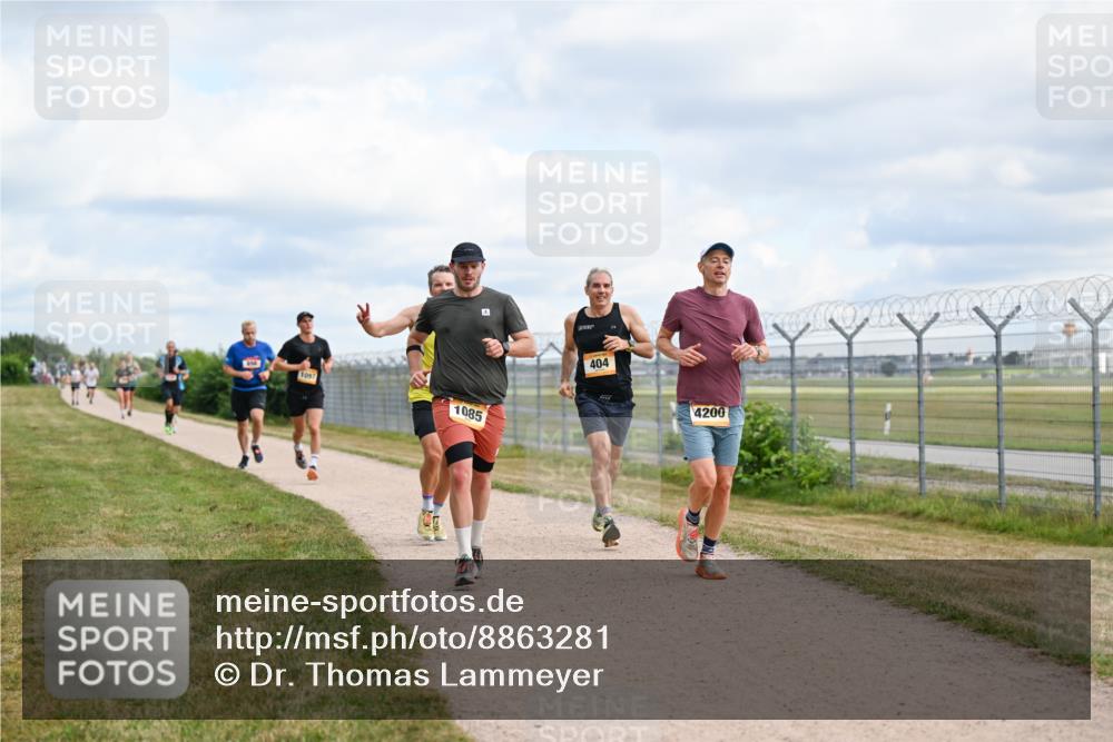 14.09.2025 - Airport Race Dr. Thomas Lammeyer http://msf.ph/oto/8863281 14.09.2025 12:02:52 Laufen 1097, 1085, 404, 4200 meine-sportfotos.de