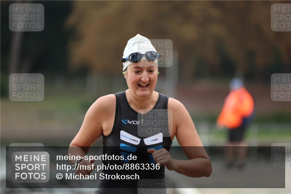 14.09.2025 - Stadtparktriathlon Michael Strokosch http://msf.ph/oto/8863336 14.09.2025 10:17:42 Schwimmen 643, 686 meine-sportfotos.de