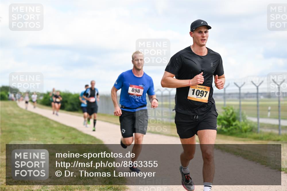 14.09.2025 - Airport Race Dr. Thomas Lammeyer http://msf.ph/oto/8863355 14.09.2025 12:02:57 Laufen 898, 1097 meine-sportfotos.de
