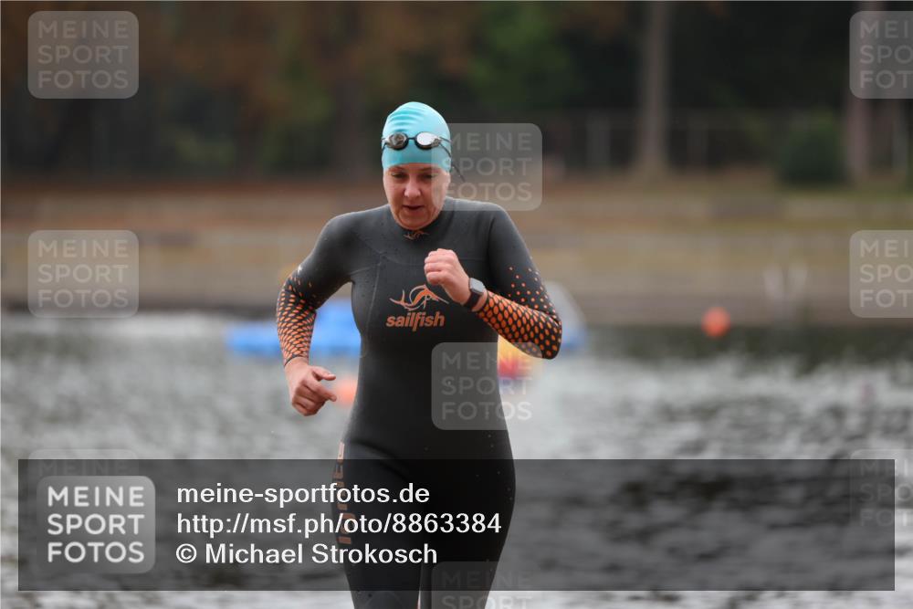14.09.2025 - Stadtparktriathlon Michael Strokosch http://msf.ph/oto/8863384 14.09.2025 10:18:24 Schwimmen 638 meine-sportfotos.de