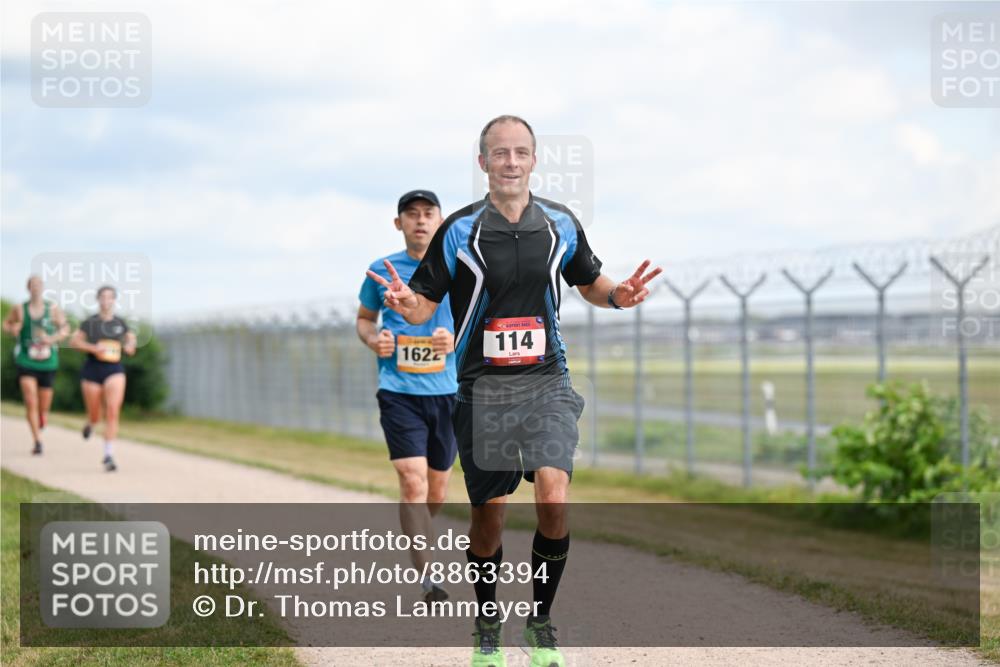14.09.2025 - Airport Race Dr. Thomas Lammeyer http://msf.ph/oto/8863394 14.09.2025 12:03:00 Laufen 1622, 114 meine-sportfotos.de