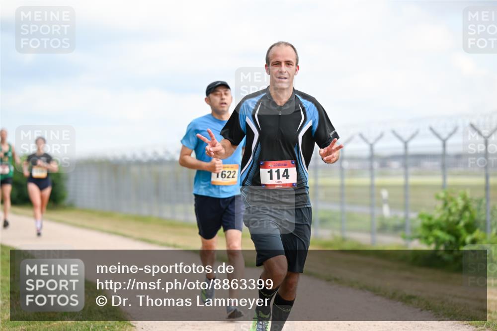 14.09.2025 - Airport Race Dr. Thomas Lammeyer http://msf.ph/oto/8863399 14.09.2025 12:03:00 Laufen 1622, 114 meine-sportfotos.de
