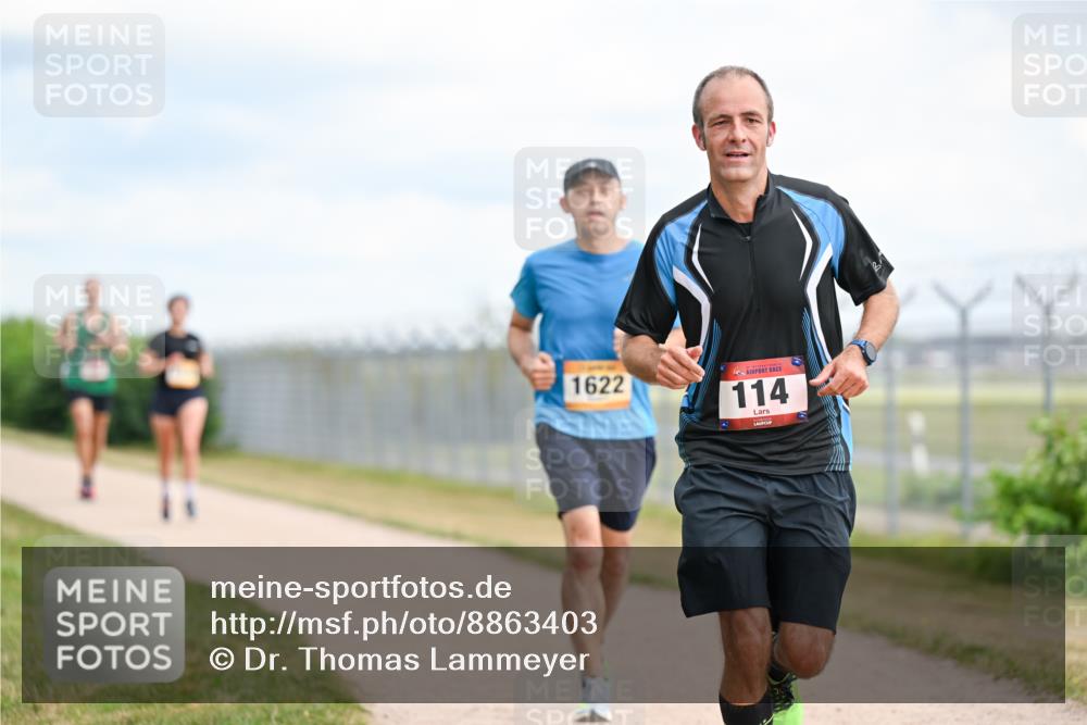14.09.2025 - Airport Race Dr. Thomas Lammeyer http://msf.ph/oto/8863403 14.09.2025 12:03:01 Laufen 1622, 114 meine-sportfotos.de
