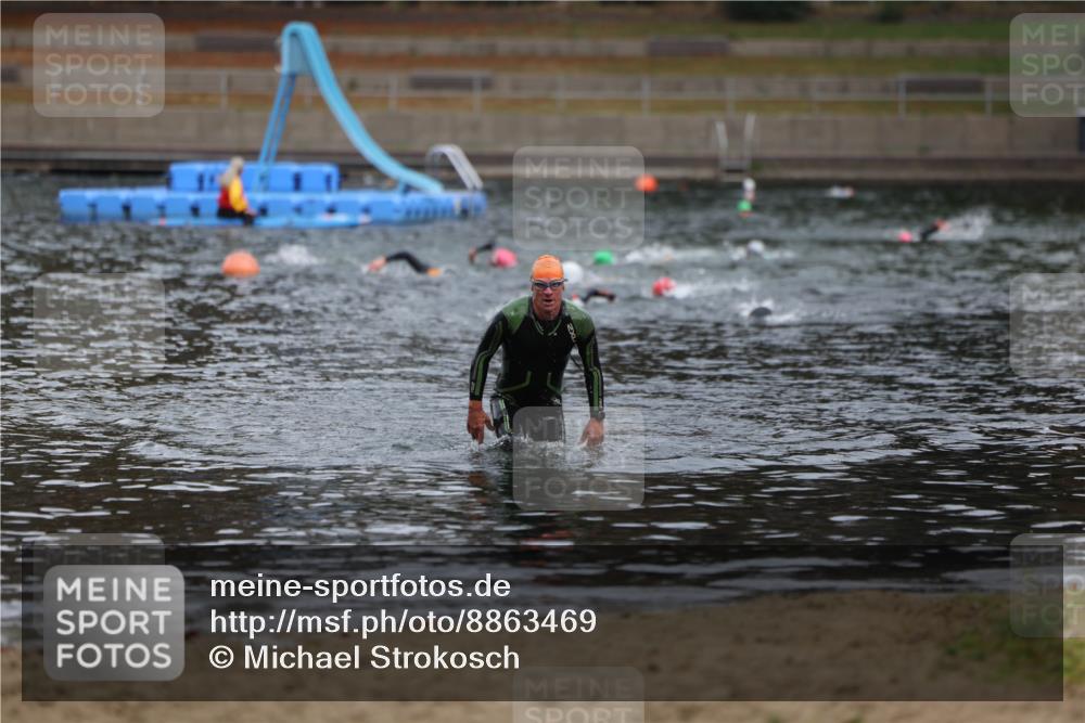 14.09.2025 - Stadtparktriathlon Michael Strokosch http://msf.ph/oto/8863469 14.09.2025 10:29:57 Schwimmen 783 meine-sportfotos.de