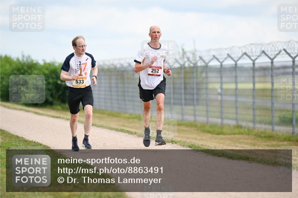 14.09.2025 - Airport Race Dr. Thomas Lammeyer http://msf.ph/oto/8863491 14.09.2025 12:03:12 Laufen 533, 252 meine-sportfotos.de