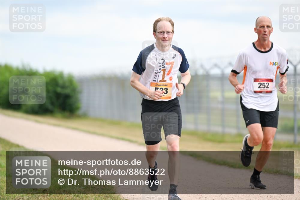 14.09.2025 - Airport Race Dr. Thomas Lammeyer http://msf.ph/oto/8863522 14.09.2025 12:03:15 Laufen 252 meine-sportfotos.de