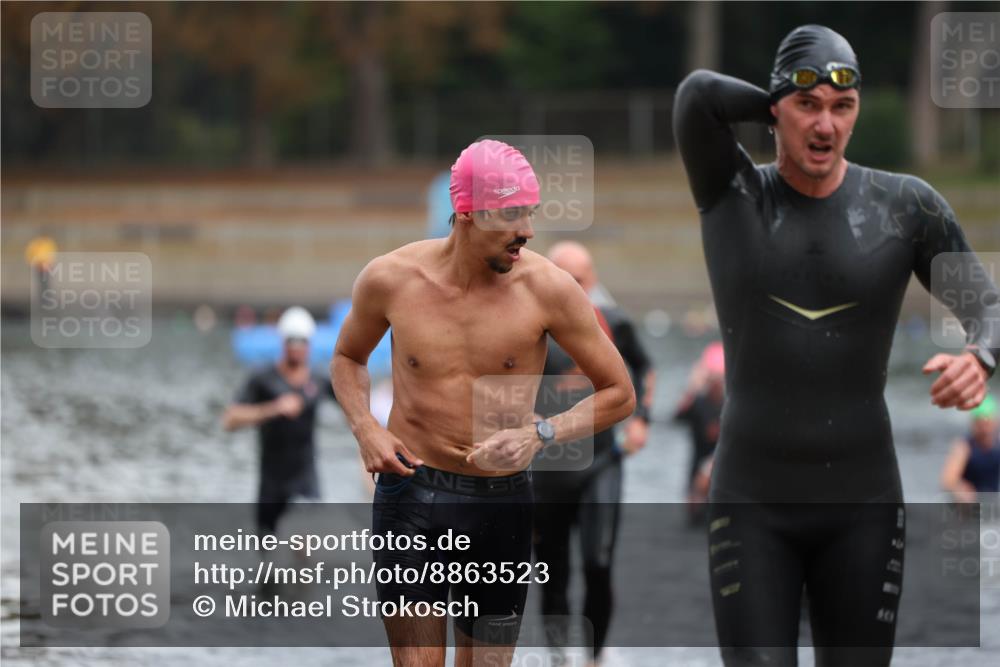 14.09.2025 - Stadtparktriathlon Michael Strokosch http://msf.ph/oto/8863523 14.09.2025 10:30:26 Schwimmen 752, 761, 769, 777, 798 meine-sportfotos.de