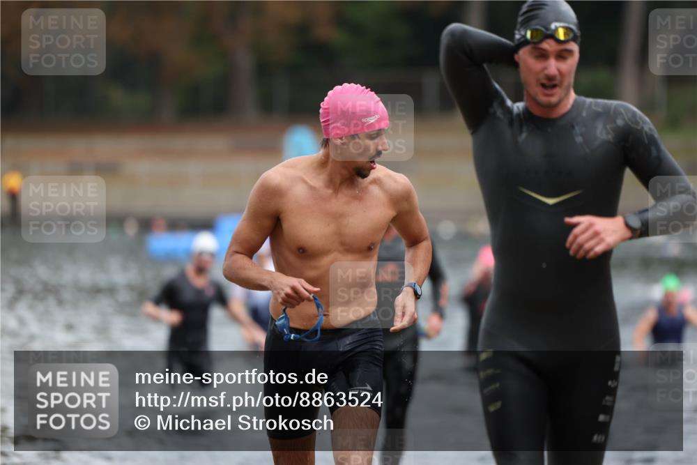 14.09.2025 - Stadtparktriathlon Michael Strokosch http://msf.ph/oto/8863524 14.09.2025 10:30:26 Schwimmen 752, 761, 769, 777, 798 meine-sportfotos.de