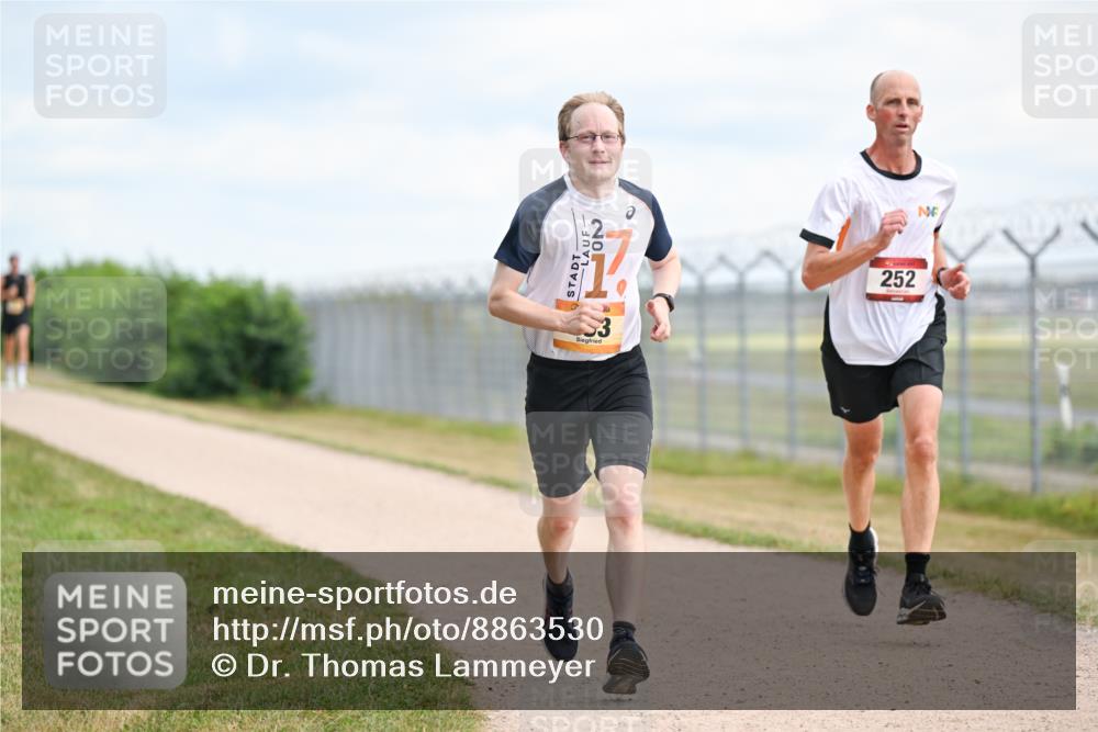 14.09.2025 - Airport Race Dr. Thomas Lammeyer http://msf.ph/oto/8863530 14.09.2025 12:03:15 Laufen 252 meine-sportfotos.de