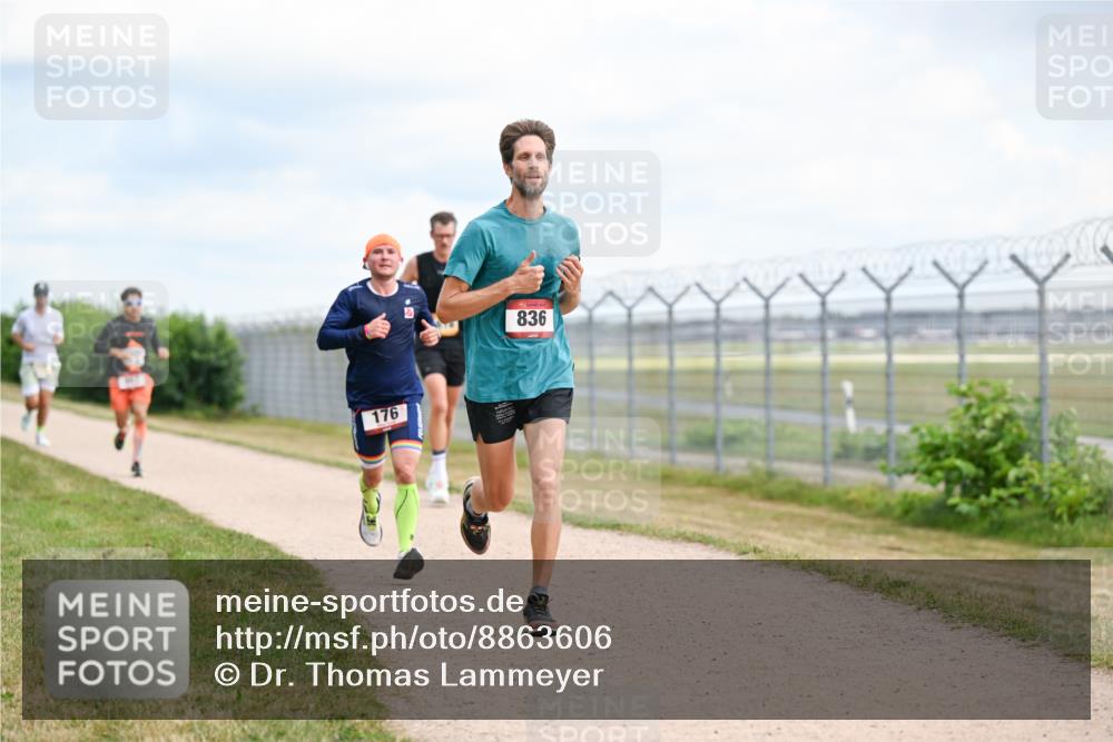 14.09.2025 - Airport Race Dr. Thomas Lammeyer http://msf.ph/oto/8863606 14.09.2025 12:03:28 Laufen 176, 836 meine-sportfotos.de