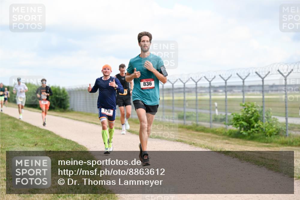 14.09.2025 - Airport Race Dr. Thomas Lammeyer http://msf.ph/oto/8863612 14.09.2025 12:03:28 Laufen 176, 836 meine-sportfotos.de