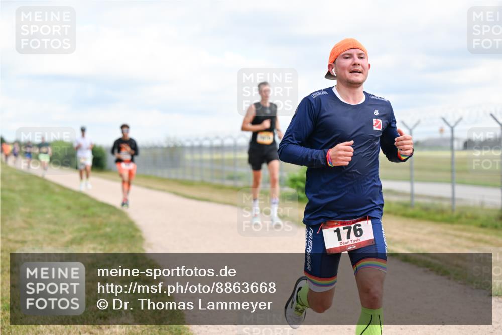 14.09.2025 - Airport Race Dr. Thomas Lammeyer http://msf.ph/oto/8863668 14.09.2025 12:03:31 Laufen 176 meine-sportfotos.de