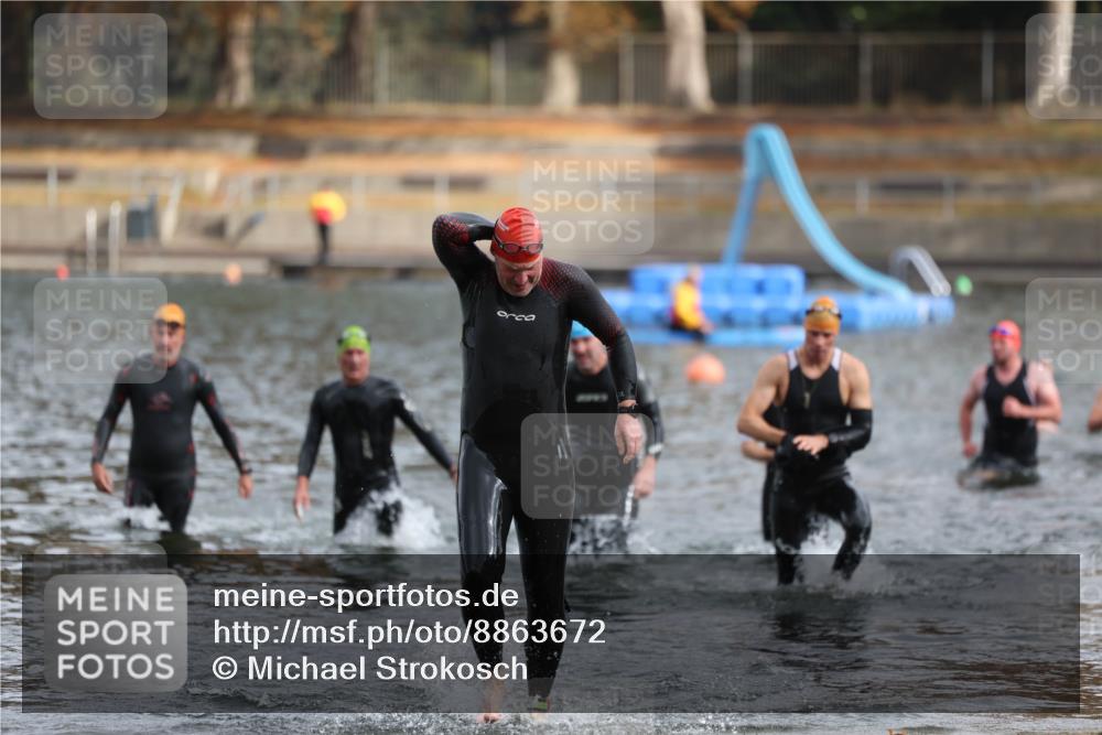 14.09.2025 - Stadtparktriathlon Michael Strokosch http://msf.ph/oto/8863672 14.09.2025 10:32:15 Schwimmen 732, 748, 753, 758, 759, 796 meine-sportfotos.de