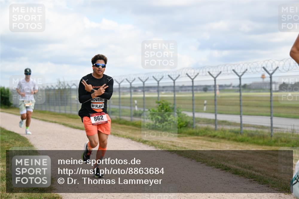 14.09.2025 - Airport Race Dr. Thomas Lammeyer http://msf.ph/oto/8863684 14.09.2025 12:03:34 Laufen 862 meine-sportfotos.de
