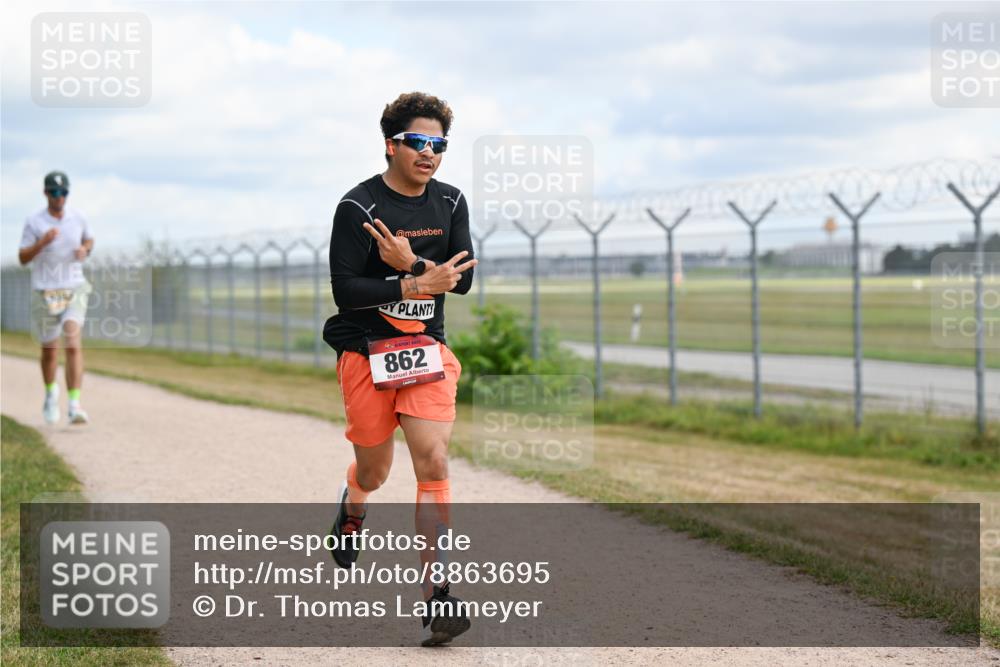 14.09.2025 - Airport Race Dr. Thomas Lammeyer http://msf.ph/oto/8863695 14.09.2025 12:03:34 Laufen 862 meine-sportfotos.de