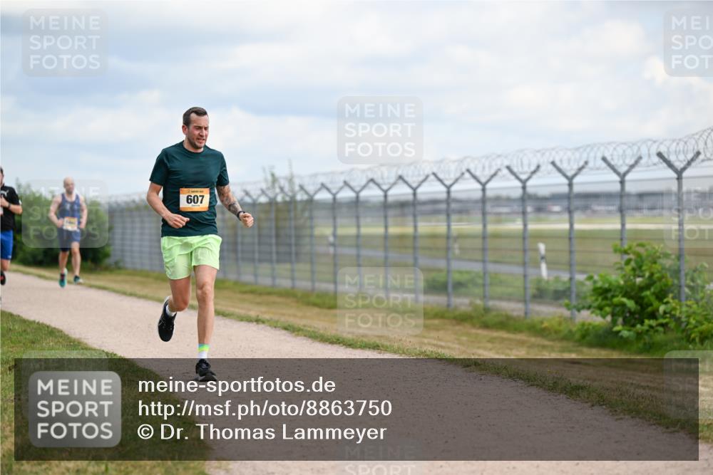 14.09.2025 - Airport Race Dr. Thomas Lammeyer http://msf.ph/oto/8863750 14.09.2025 12:03:39 Laufen 607 meine-sportfotos.de