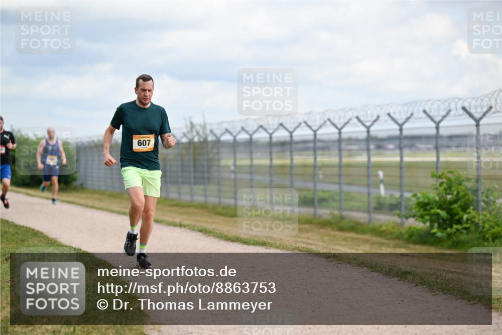 14.09.2025 - Airport Race Dr. Thomas Lammeyer http://msf.ph/oto/8863753 14.09.2025 12:03:39 Laufen 607 meine-sportfotos.de